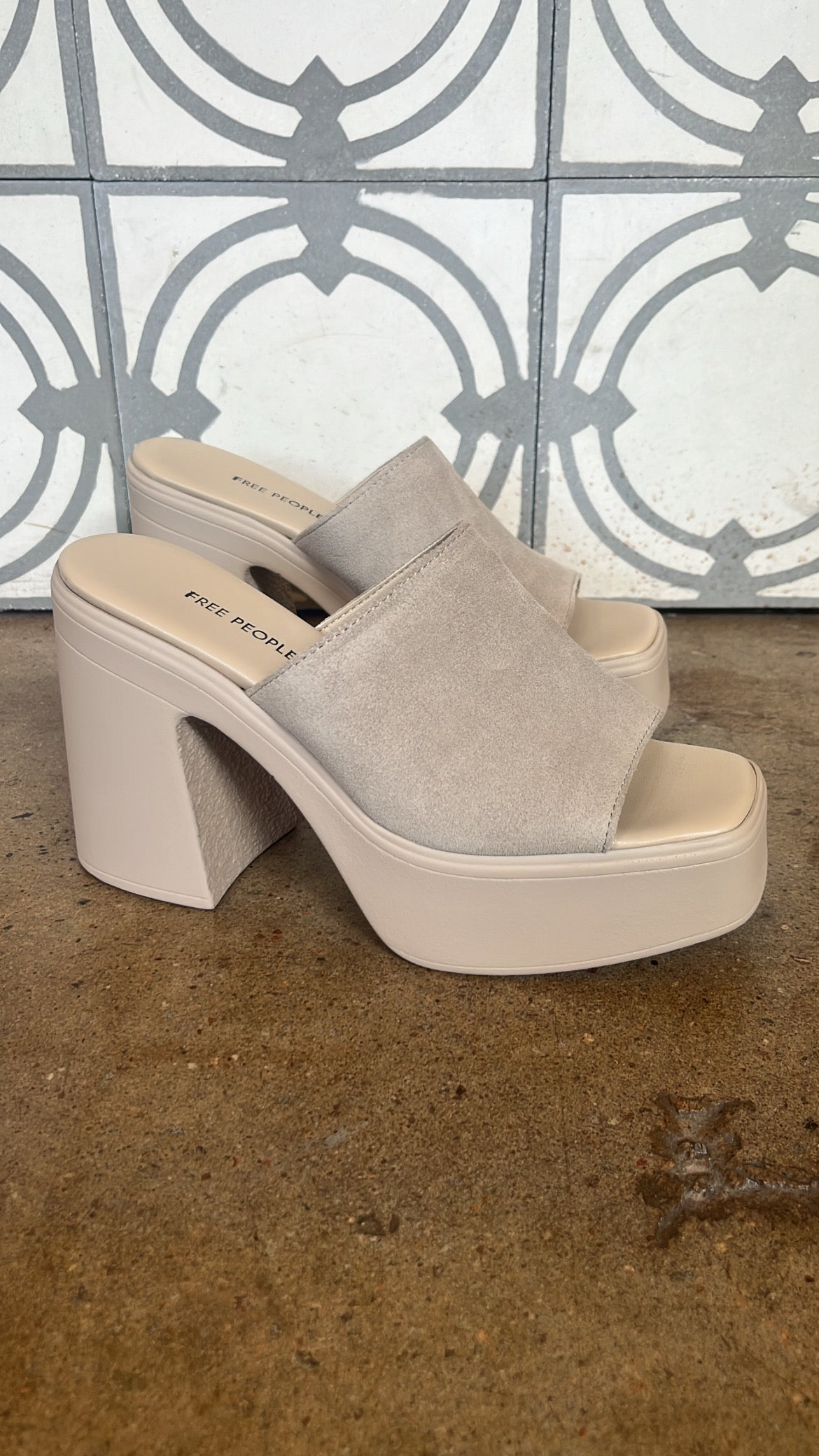 Free People Zoe Platform