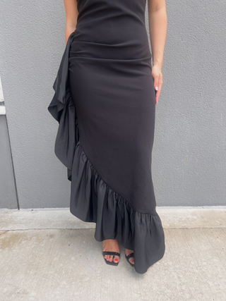 Jewel Badgley Mischka Halter Ruffle Dress