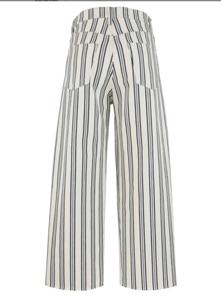Kut from the Kloth Gwen High Rise Wide Leg Slouchy Raw Hem